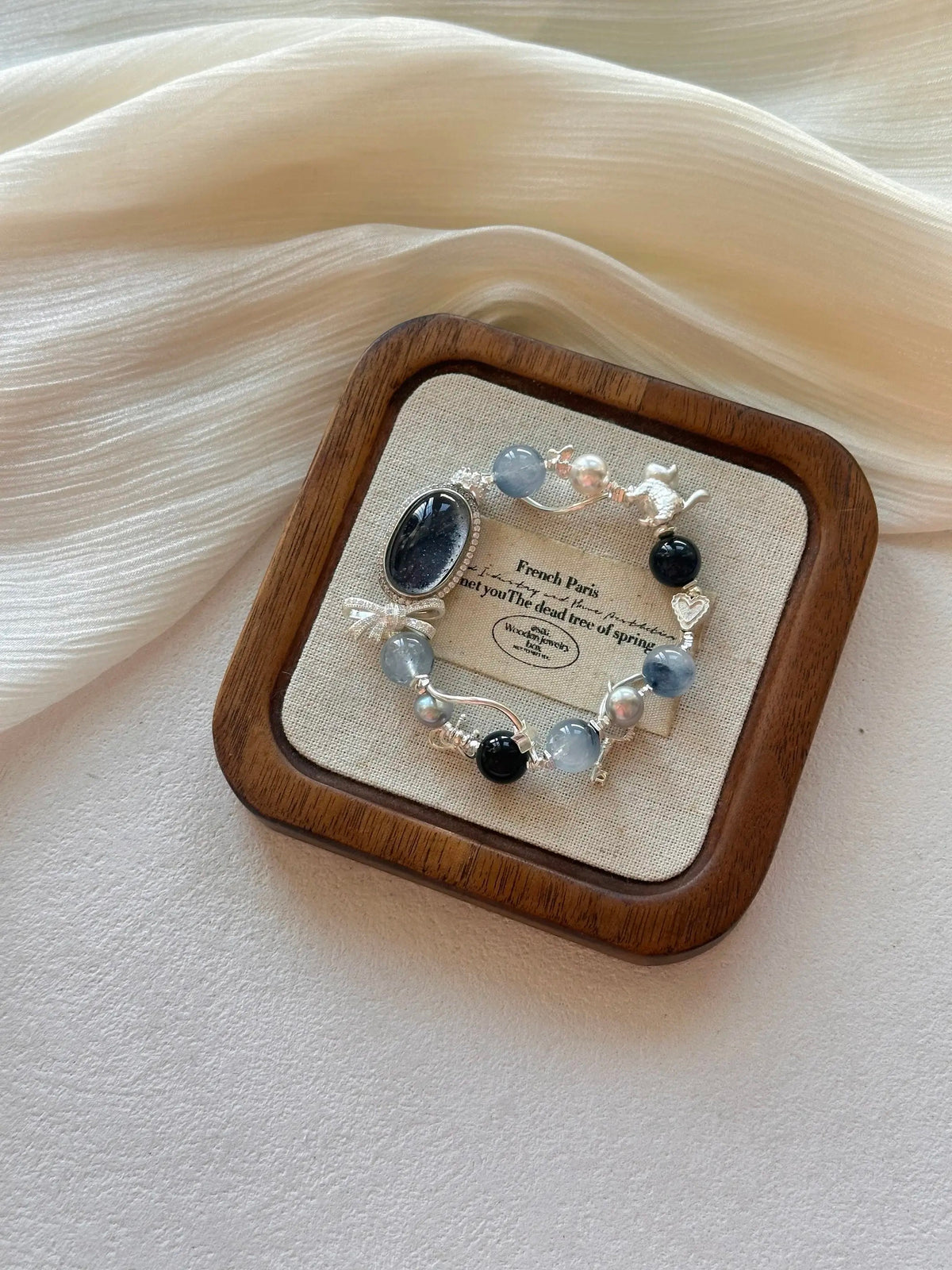 1.Handmade Clear Crystal Silver Beaded Bracelet